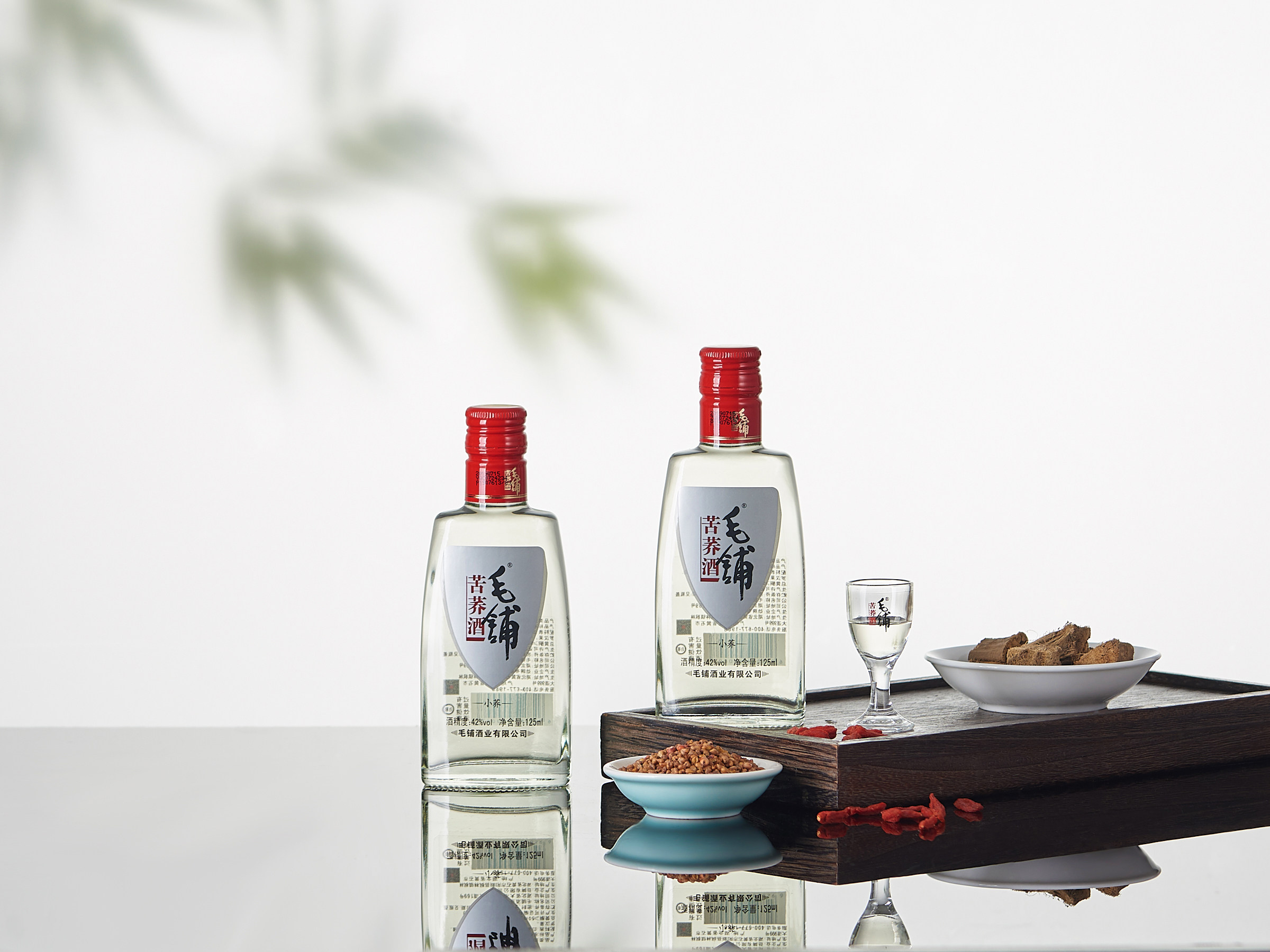 解锁品质生活你还差一瓶毛铺小荞酒