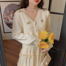 Embroidery Short Sweater Sweater Cover Woman Spring and Autumn New Loose Student Retro Knitted Sweater Sweater