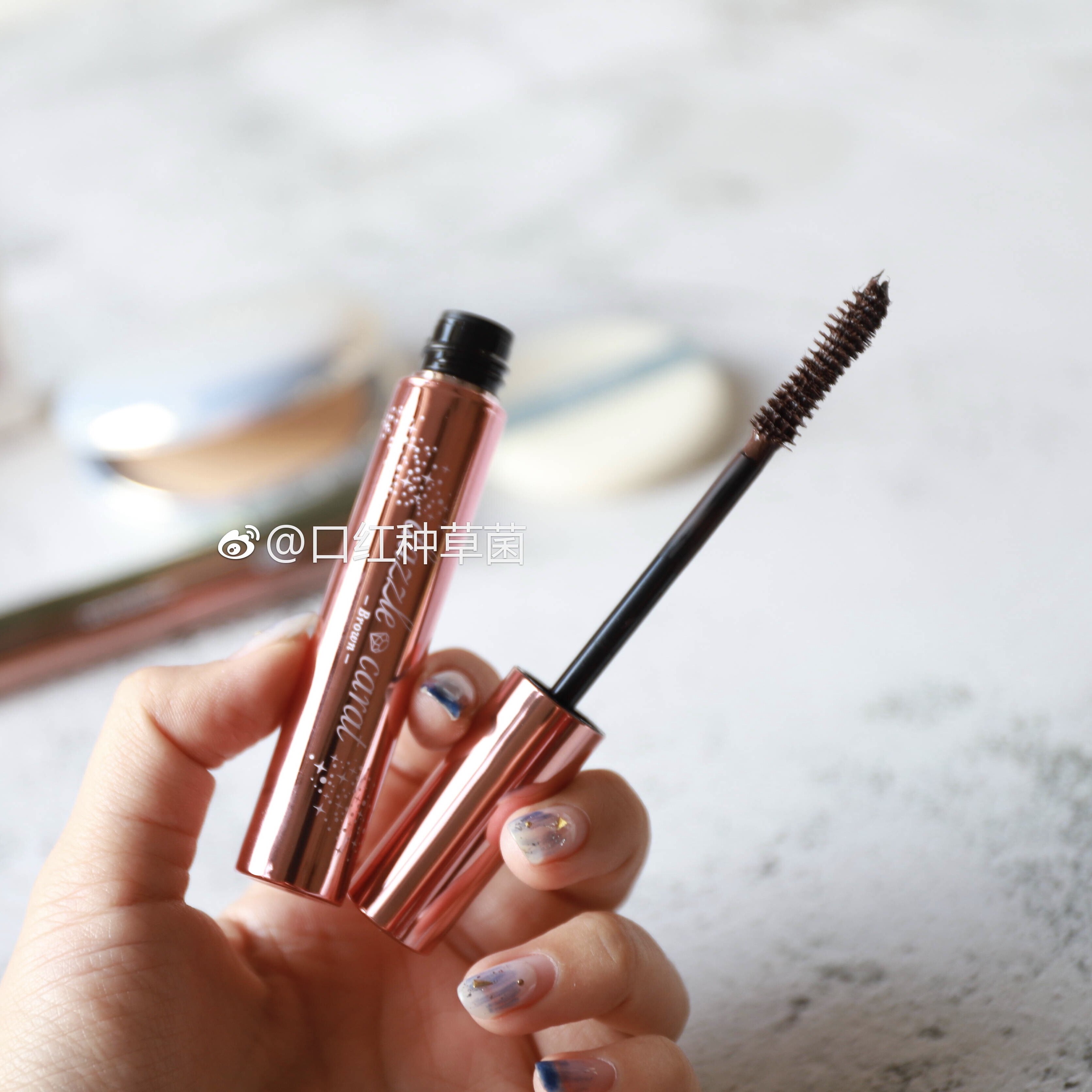 日本dazzle & carat克拉小姐钻石睫毛膏.