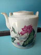 Bao Lao Bao genuine Qing Dynasty pastel old porcelain all hand painting lotus leaf teapot old Collection
