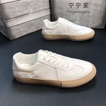 Mens shoes 2022 new trend and small white shoes Korean version breathable sports and leisure low - gang shoes mens cloth shoes