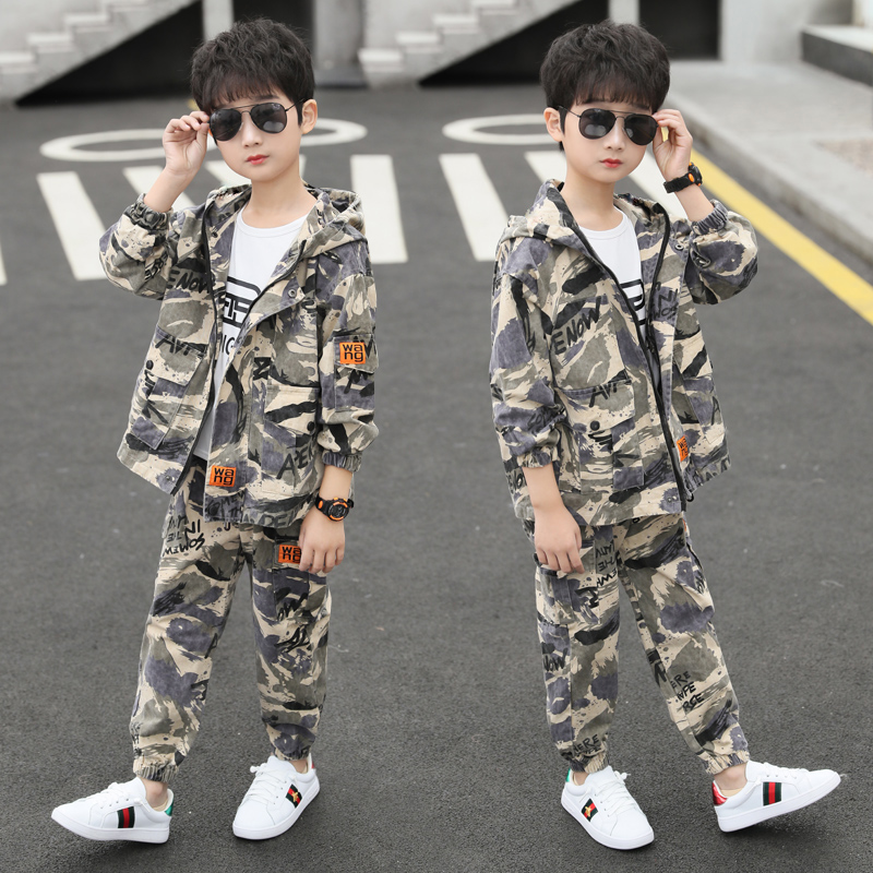 Children's clothing boy suit 2021 new spring children's camouflage Korean version of the foreign school boy tooling handsome two-piece set tide