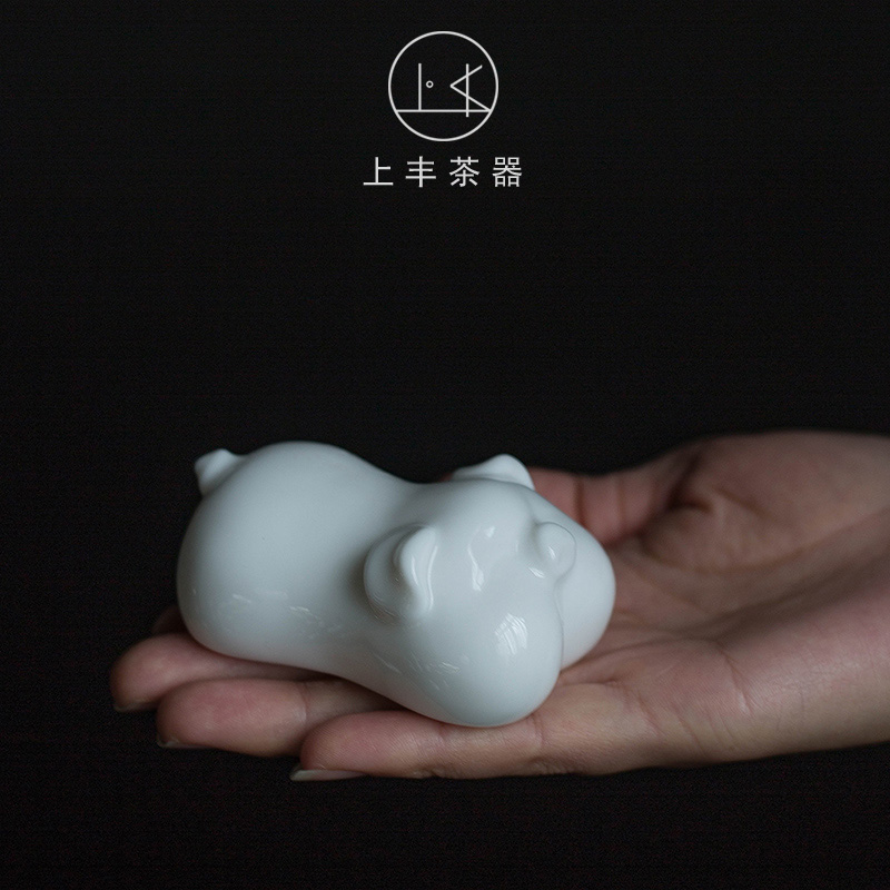 On the an abundant blessing pig express it in pet play pig furnishing articles furnishing articles creative white porcelain tea kung fu tea tea tea accessories