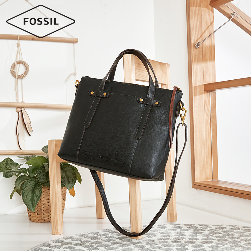 Fossil2019春夏新款休闲牛皮手提单肩斜挎电脑包女包SHB1967 Fossil2019春夏新款休闲牛皮手提单肩斜挎电脑包女包SHB1967