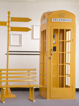 Retro Iron Phone kiosk fittings American-style atmospheric high-end beauty chen decoration arrangement in photography area