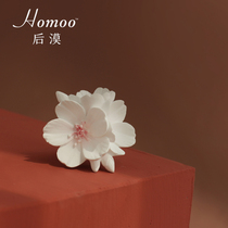 Apply Mercedes-Benz BMW Pendulum Incense-in-car In-car Middle Control Desk Air Outlet Clip Goddess