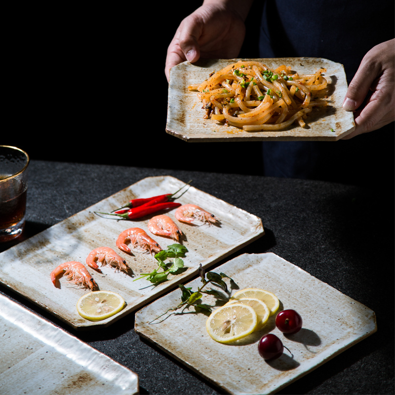 Japanese style restoring ancient ways, white plate plate of a rectangle sushi platter beefsteak plate thick ceramic tableware with flat