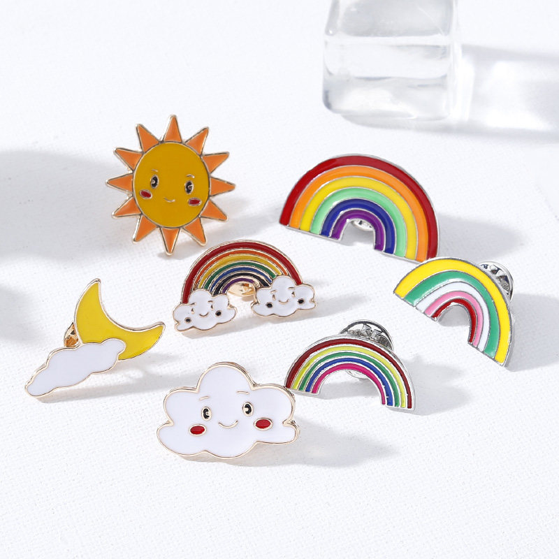 创意百搭彩虹胸针可爱日系少女学生包包卡通云朵别针徽章装饰配饰