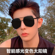 Smart photosensitive discoloration polarized sunglasses for driving mens sunglasses 2020 new trend eyes men and women