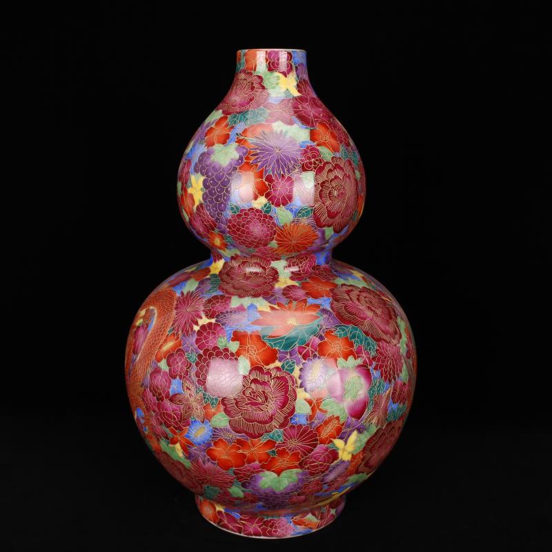 Jingdezhen ceramics the qing qianlong model of archaize of pure hand - made paint hand - cut pinch silk flower longfeng gourd bottle furnishing articles