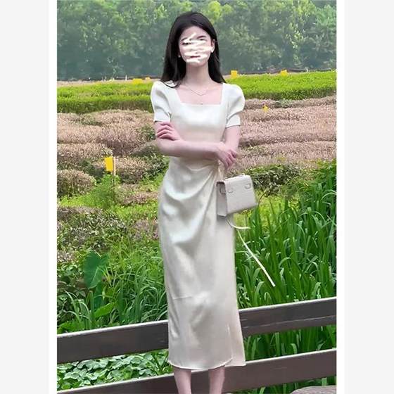 유명인 스타일 새틴 드레스 2024 여름 새로운 고급 스퀘어 칼라 퍼프 슬리브 레이스 업 미디 스커트 유명인 스타일 새틴 드레스 2024 여름 새로운 고급 스퀘어 칼라 퍼프 슬리브 레이스 업 미디 스커트