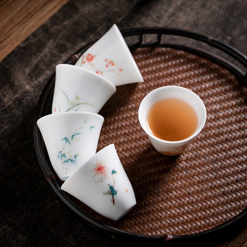 Fujian and hand - made ceramic kung fu tea cup by patterns of household sample tea cup single CPU hand Japanese tea masters cup