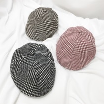 Baby beret Autumn and winter childrens forward hat Boy cap 1-2 years old retro trend plaid childrens hat