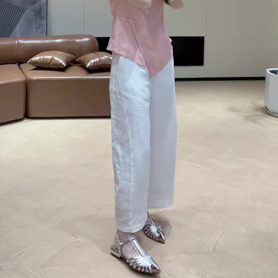 White large size fashionable wide-leg pants for women 2025 summer new style slimming simple and versatile commuting popular straight-leg pants
White large size fashionable wide-leg pants for women 2025 summer new style slimming simple and versatile commuting popular straight-leg pants