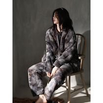 Coral velvet pajamas women 2021 new winter padded velvet women autumn and winter flannel tie-dyed home clothing set