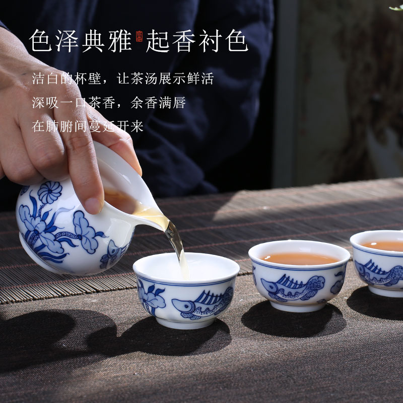 Jingdezhen up the fire which is hand made blue and white porcelain tea set sample tea cup of household ceramics kunfu tea cups only