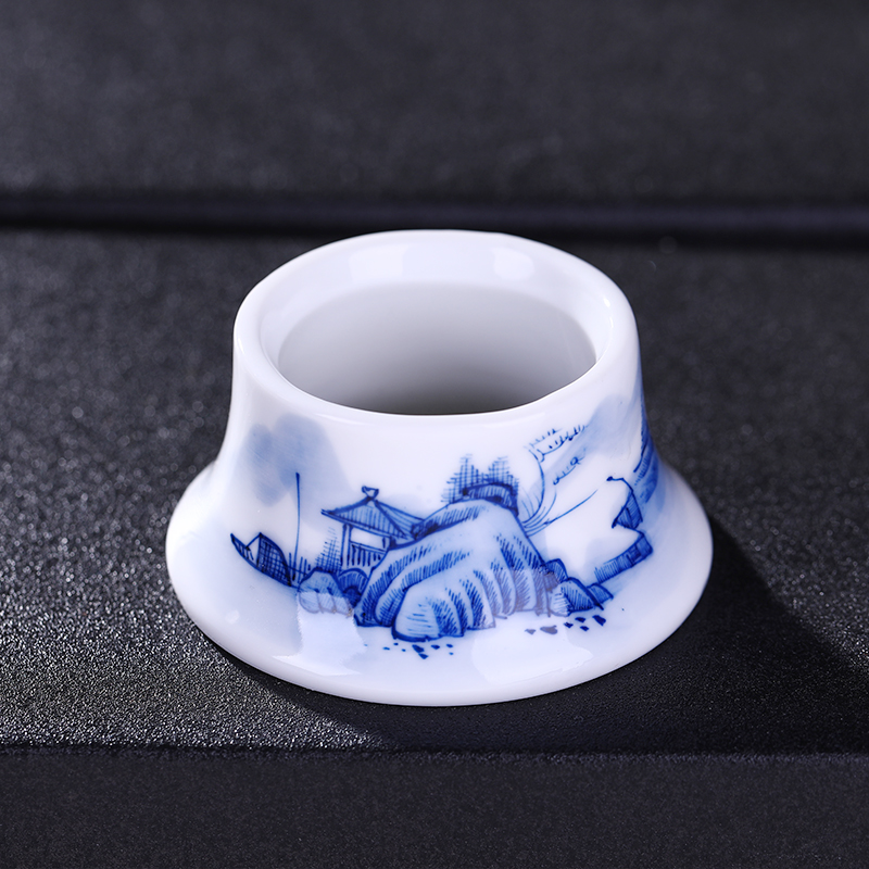 Jingdezhen up the fire which is hand made blue and white porcelain) tea strainer tea accessories checking ceramic tea