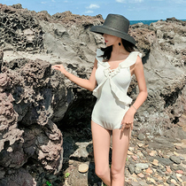 2021 new seaside women hot spring summer belly thin fairy beach one-piece swimsuit ins Wind Conservative bikini