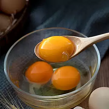 农家鲜土鸡蛋12枚谷物鲜鸡蛋整箱包邮[6元优惠券]-寻折猪