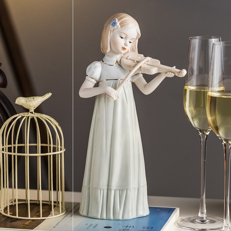 Atlantic furnishing articles to play the violin ceramic its decoration wine TV ark, girl home decoration