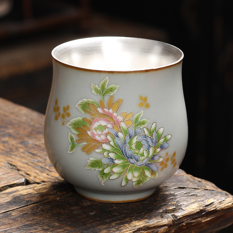Manual coppering. As silver cup 999 sterling silver from jingdezhen blue and white porcelain tea set tea cup single cup size, master