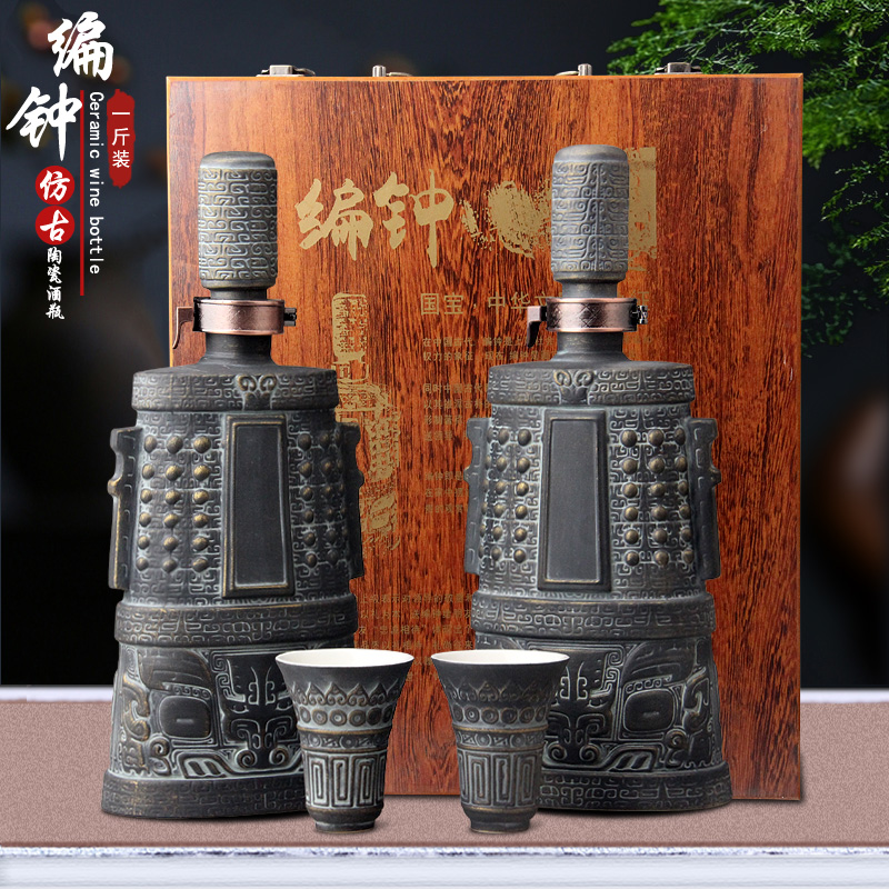 Jingdezhen ceramic bottle 3 kg 5 jins of 10 jins to antique old empty jar sealing hip flask glass