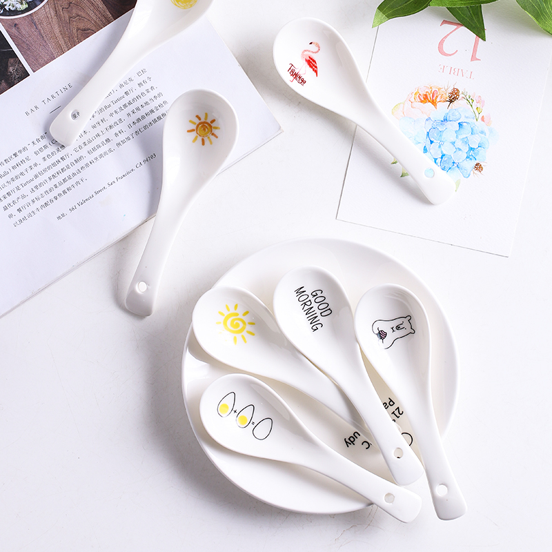 Creative cartoon express little spoon, ceramic tableware household children spoon, spoon, run rice ladle microwave oven