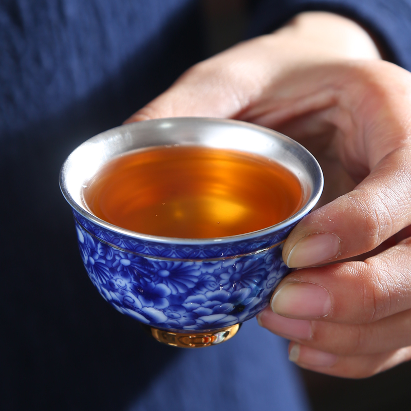 The Big bowl tea cup single cup tea kungfu tea cups jingdezhen blue and white porcelain ceramics glaze color