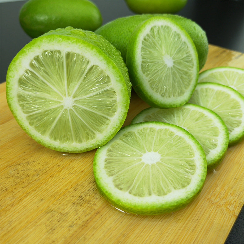 柚友 新鲜现摘青柠檬无籽香水柠檬新鲜水果皮薄一级小青桔整箱2斤