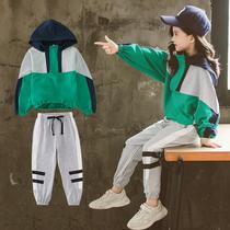 5 Girls Fall suit 6 Girls 7 Pupils 8 CUHK Scout 9 Ocean Gas 10 Leisure 4 Fall 12 Two sets 14