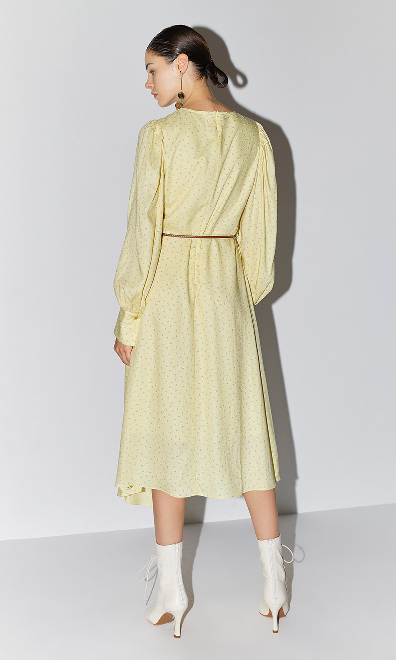 欧时力2021春新品腰绳灯笼袖法式碎花连衣裙