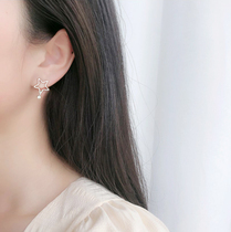 The star ear hollowed pentagon zircon ear crash of the 925 silver moving star ear - pin 20 models