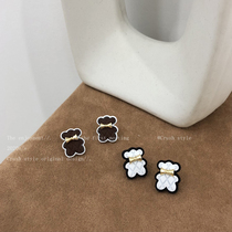 Japanese cute bear earrings girl niche design sense 2020 new fashion simple temperament wild earrings