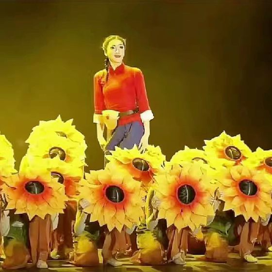 캠퍼스 아트 페스티벌 댄스 모자 모자 같은 해바라기 해바라기 스테이지 공연 소품 대나무 직조 태양 꽃 모자 캠퍼스 아트 페스티벌 댄스 모자 모자 같은 해바라기 해바라기 스테이지 공연 소품 대나무 직조 태양 꽃 모자