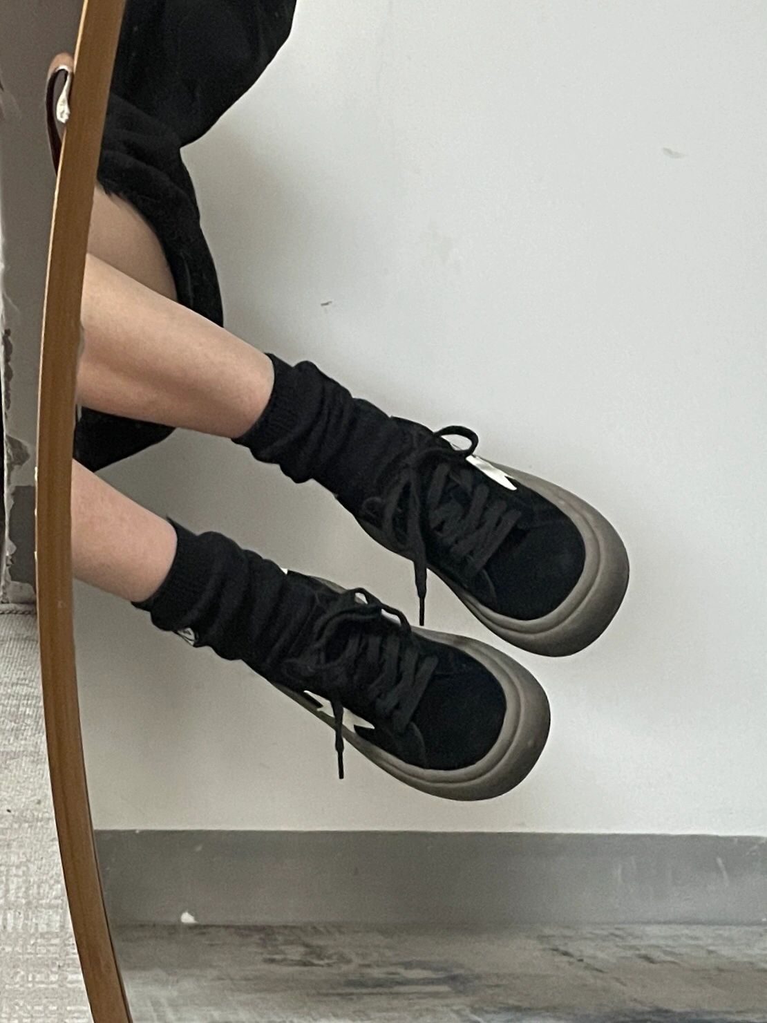 Wearing a little black shoe that hasn't been changed for a week, I don't say it-Taobao