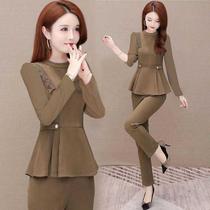 Single set fashion suit women Spring suit 2021 new large size Foreign Air Age floral mosaic stitching top two sets