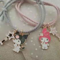 Culomi small leather gluten is given to boyfriend couple to suck a couple of long-distance love girls wearing wrist Yugui dog hair ring