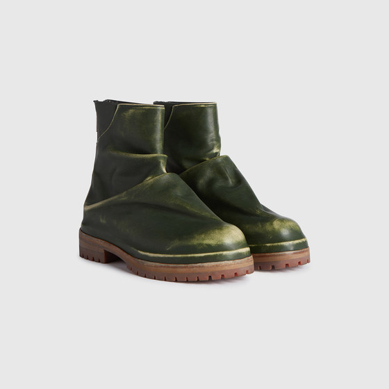 424 25SS American retro pleated old cowhide leather zipper sleeve mid-tube trendy high street fashion boots
424 25SS American retro pleated old cowhide leather zipper sleeve mid-tube trendy high street fashion boots