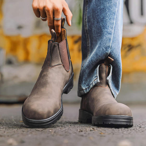 HPIOPL quality model, color neutral Chelsea couples shoes leather boots, bag packaging, shoe box-free fashion boots round head
HPIOPL quality model, color neutral Chelsea couples shoes leather boots, bag packaging, shoe box-free fashion boots round head