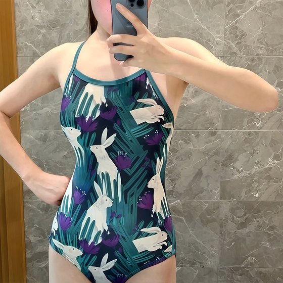 Cross-border new one-piece swimsuit for women with beautiful back and belly slimming bikini students competitive surfing swimming
Cross-border new one-piece swimsuit for women with beautiful back and belly slimming bikini students competitive surfing swimming
