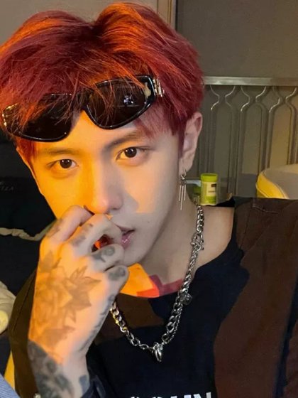 고급 쿨 쿨 및 콜드 스타일 귀걸이를 가진 남성용 귀 피어싱 이어 클립 틈새 디자인 귀걸이 귀걸이 귀걸이 유행 고급 쿨 쿨 및 콜드 스타일 귀걸이를 가진 남성용 귀 피어싱 이어 클립 틈새 디자인 귀걸이 귀걸이 귀걸이 유행