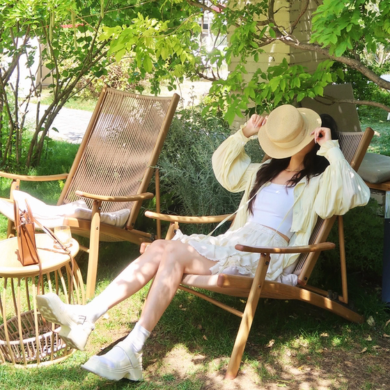 Outdoor foldable deck chairs for household balcony tables and chairs New Chinese style homestay courtyard rattan leisure chairs tea table and chair set
Outdoor foldable deck chairs for household balcony tables and chairs New Chinese style homestay courtyard rattan leisure chairs tea table and chair set