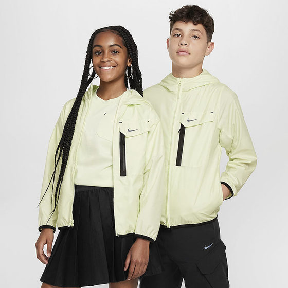 NIKE Nike Boys and Girls Big Children Water Repellent Jacket Autumn New Functional Style Jacket Loose Woven FZ4905-303
NIKE Nike Boys and Girls Big Children Water Repellent Jacket Autumn New Functional Style Jacket Loose Woven FZ4905-303
