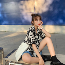 Shirt womens retro port flavor 2021 summer new short-sleeved loose casual floral top holiday wind sunscreen shirt