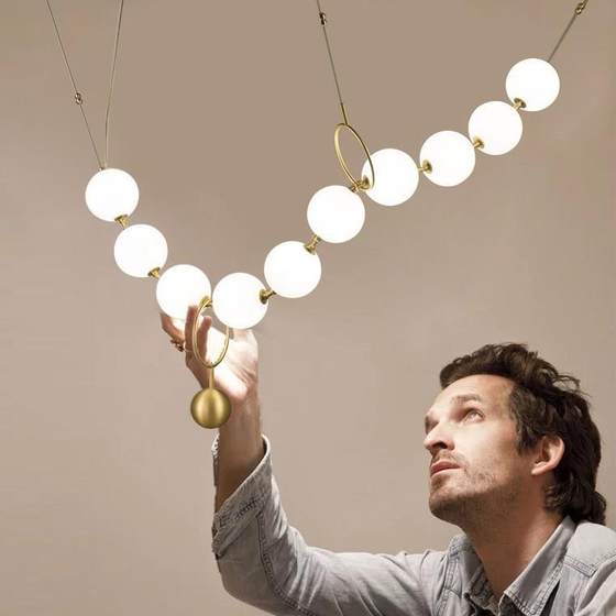 Nordic LED glass chandeliers simple restaurant clothing store glass ball chandeliers creative personalized bedroom chandeliers
Nordic LED glass chandeliers simple restaurant clothing store glass ball chandeliers creative personalized bedroom chandeliers