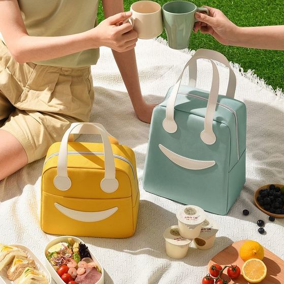 Lunch box insulation bag handheld bento meal bag children primary school students office workers high-value waterproof and oil-proof aluminum foil bag
Lunch box insulation bag handheld bento meal bag children primary school students office workers high-value waterproof and oil-proof aluminum foil bag