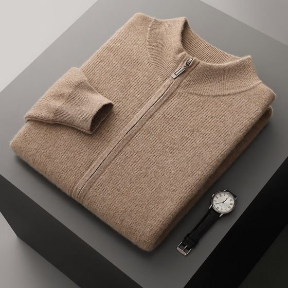 100% pure wool men's knitted cardigan 2024 new air layer thickened pull-out Z-chain sweater jacket
100% pure wool men's knitted cardigan 2024 new air layer thickened pull-out Z-chain sweater jacket