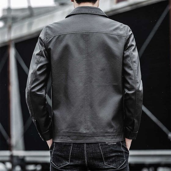 Men's leather jacket 2021 Spring and Autumn New U-style middle-aged leather jacket for men's PU leather lapel jacket for business men's clothing
Men's leather jacket 2021 Spring and Autumn New U-style middle-aged leather jacket for men's PU leather lapel jacket for business men's clothing