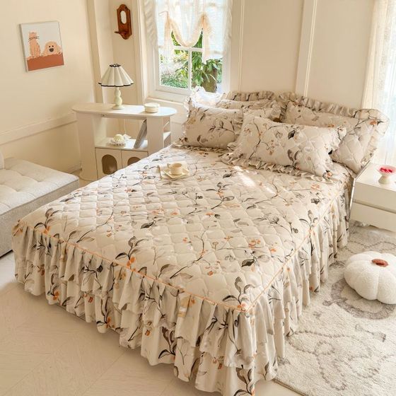 Thickened cotton bed skirt single piece princess bed cover three-piece set double autumn and winter warm dustproof and anti-slip sheet protection cover
Thickened cotton bed skirt single piece princess bed cover three-piece set double autumn and winter warm dustproof and anti-slip sheet protection cover