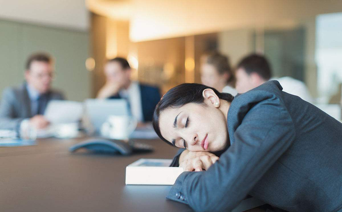 开会爱睡觉,你是不是也这样?隐患最急人
